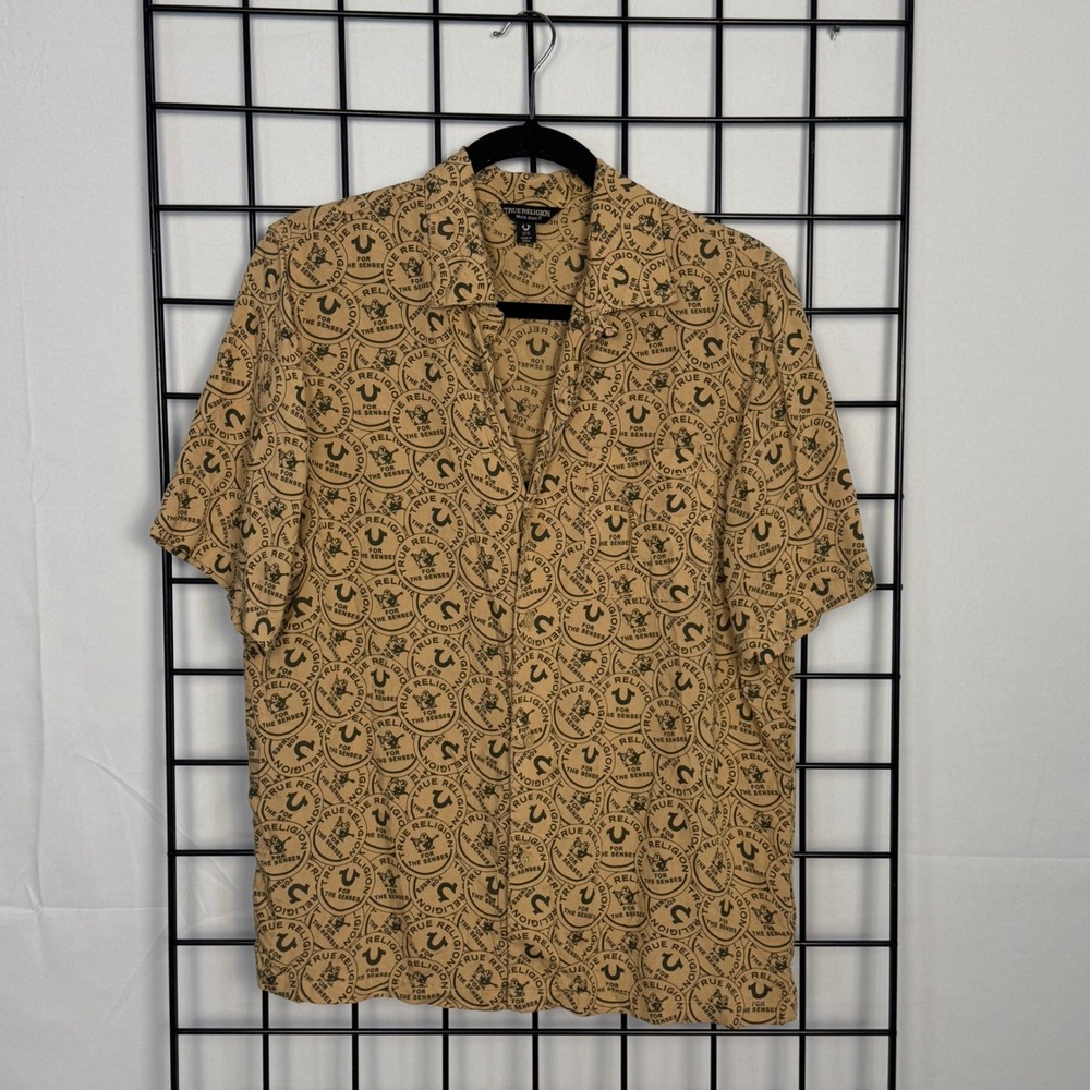 True Religion Camp Shirt Mens Small Tan All Over Logo Print Short Sleeve